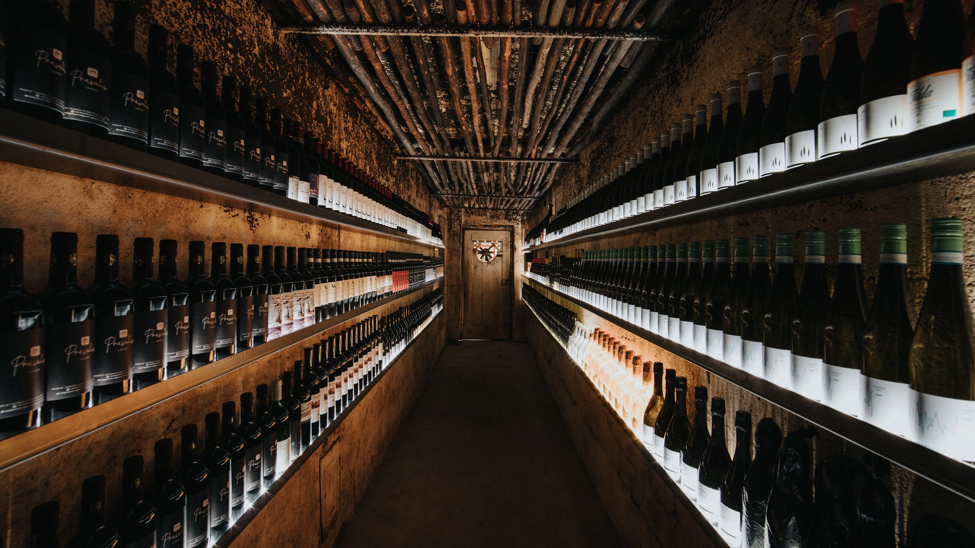 Presulis nahe Völs am Schlern: Weinverkostung in Südtirol